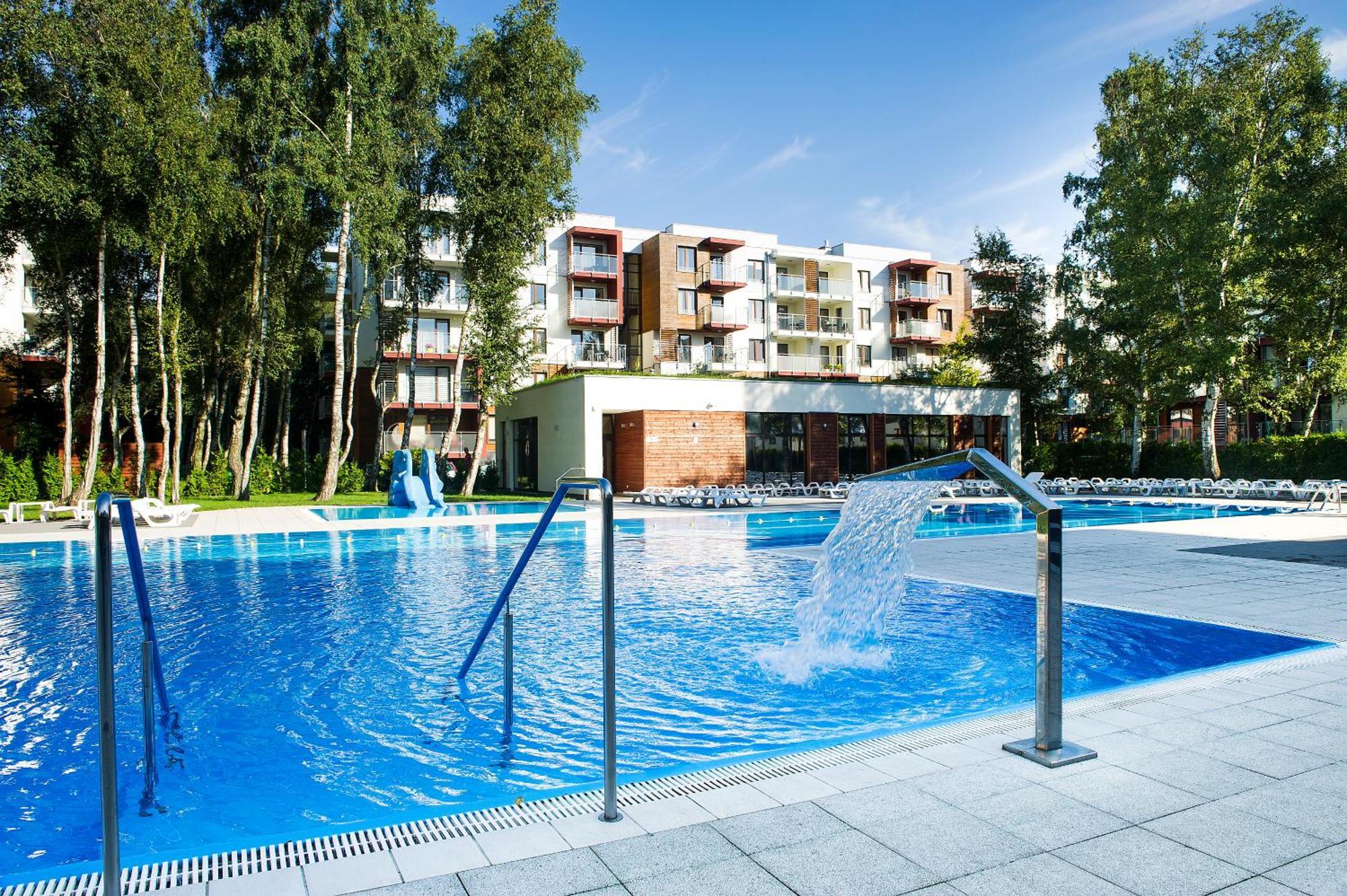 Apartment Sunny Bliss Polanki Klonowa, 350m Beach, Pool, Sauna, Gym Kolobrzeg