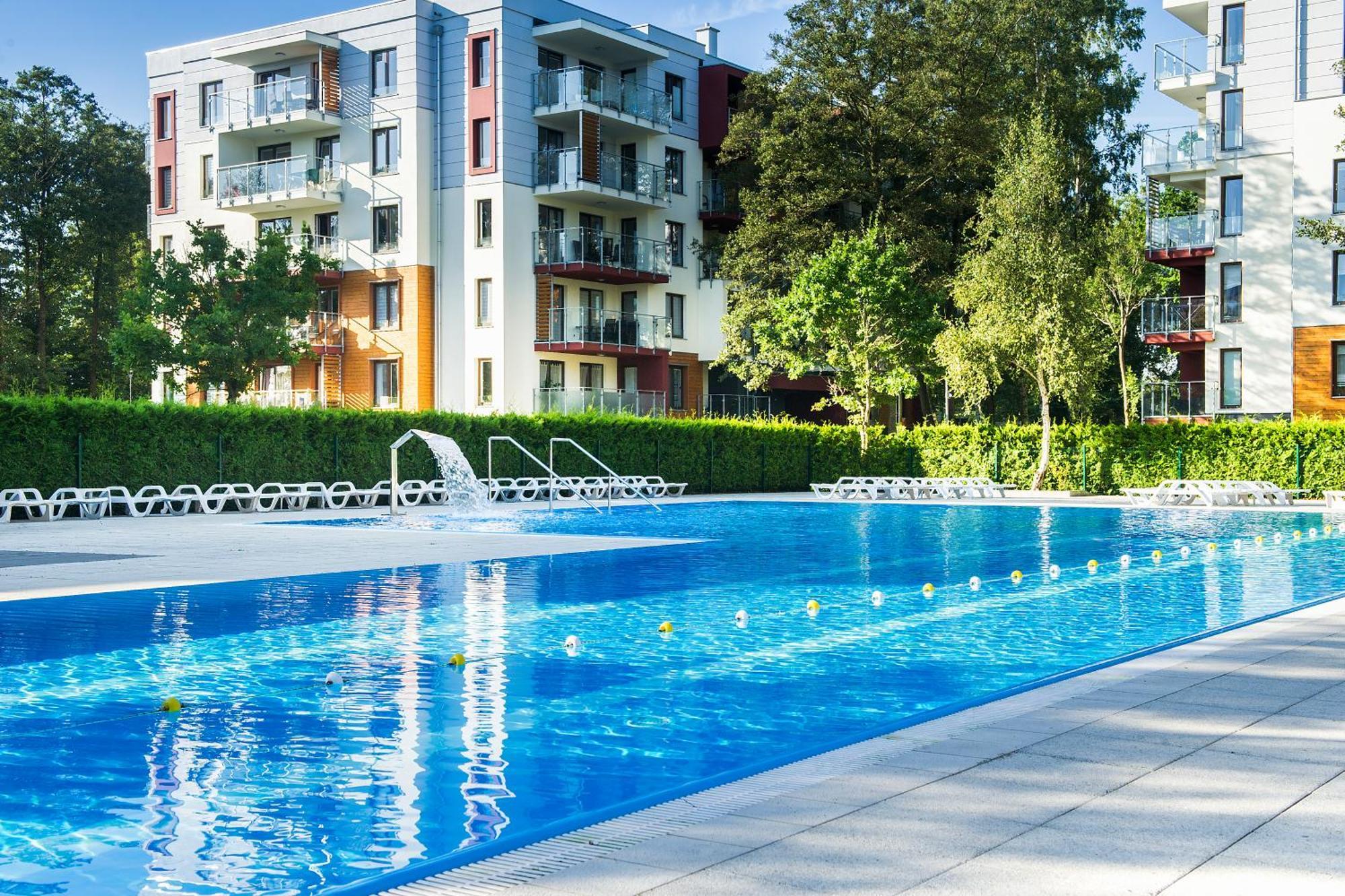 Sunny Bliss Polanki Klonowa, 350m Beach, Pool, Sauna, Gym Apartment