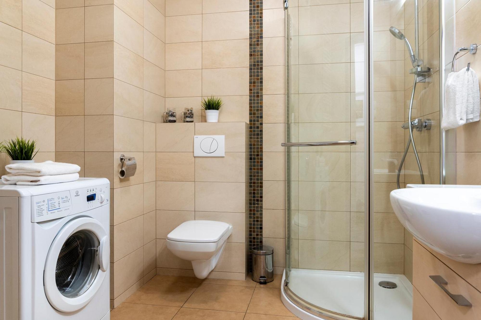 Apartment Sunny Bliss Polanki Klonowa, 350m Beach, Pool, Sauna, Gym